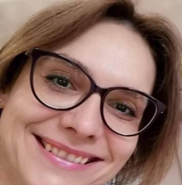 Szilvia Holczhei
