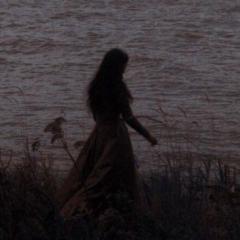 عائشه القيوضي