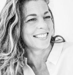 Alexandra Van Schaik