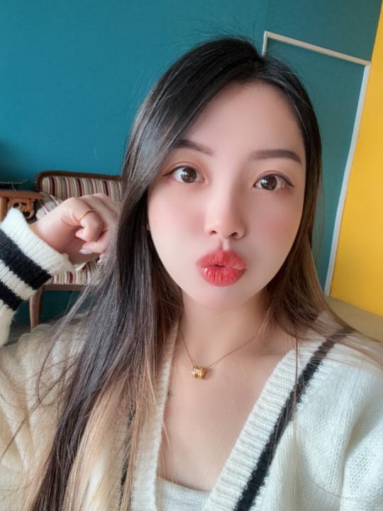 Nini Yang