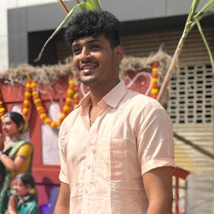 Velmurugan N s a