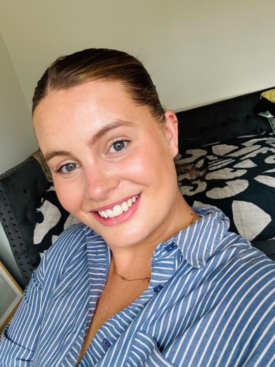 Beth Tomkins