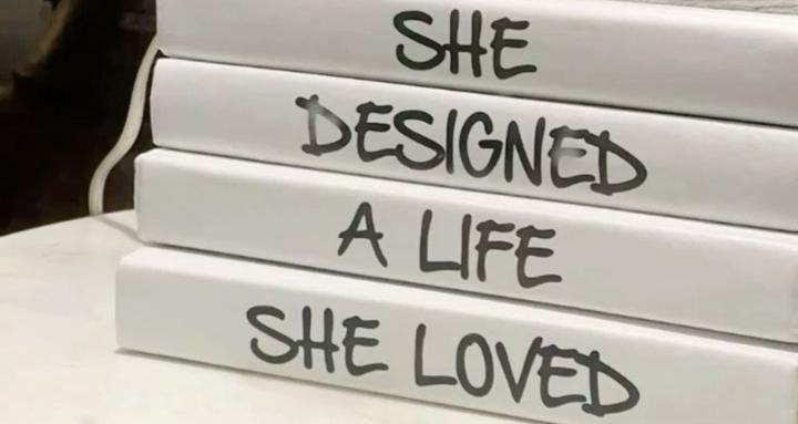 ᥴrᥡіᥒg іᥒ ᥲᥱs𝗍һᥱ𝗍іᥴ