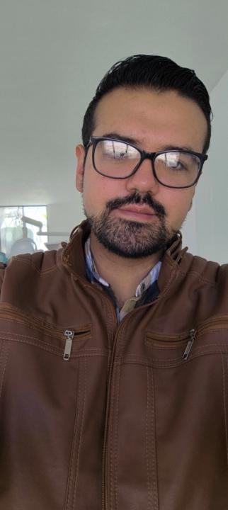 Alex Flores