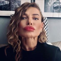 Ewa Karolina Pustelnik