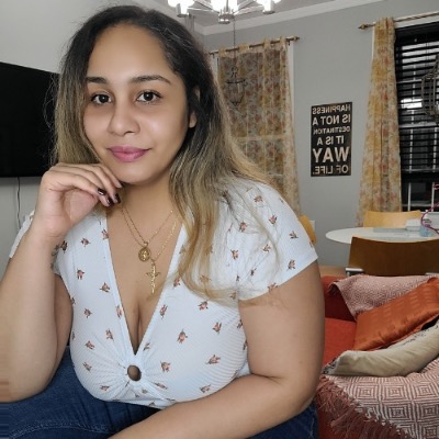 Lorraine Cruz