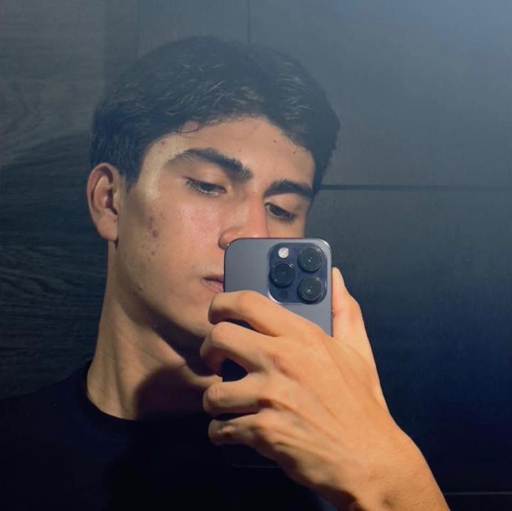 Oscar González
