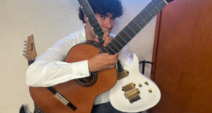 MAAS MUSIC GUITAR (FREE)