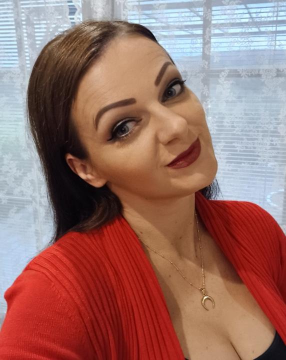 Katarína Lenhartová