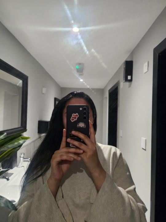 Anicka Khan