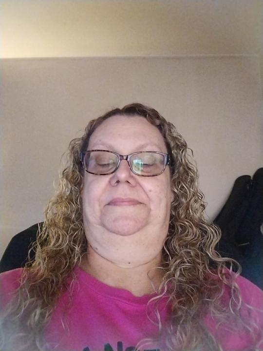 Vicki Manzie