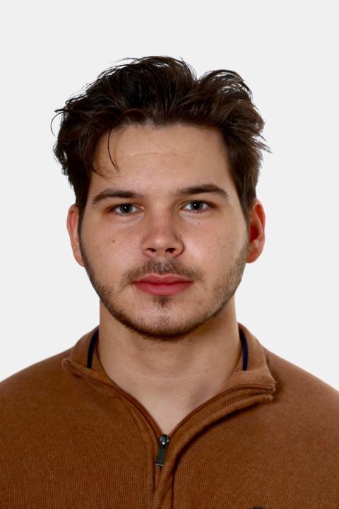 Antonio Adrian Simionas