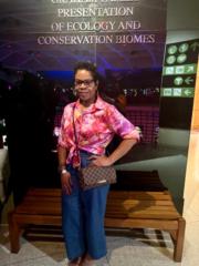 Renetta Hills