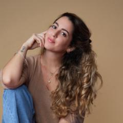 Ari V