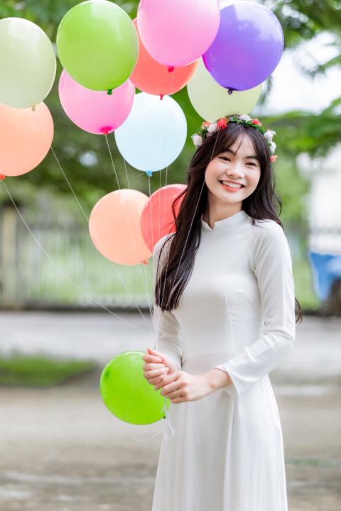 Thi Trương
