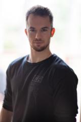 Elliott Tucker