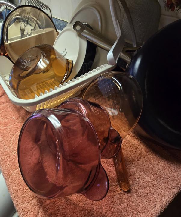 Glass cookware