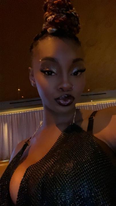 Shatasia Burton