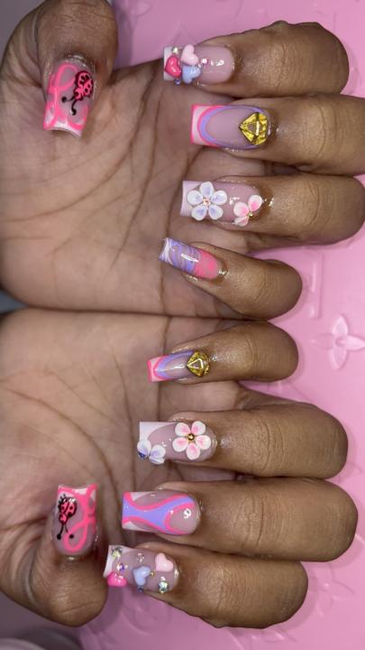 Can you: Do your own nails?? 💅🏽 