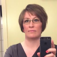 Ann Hollesen Alstrup