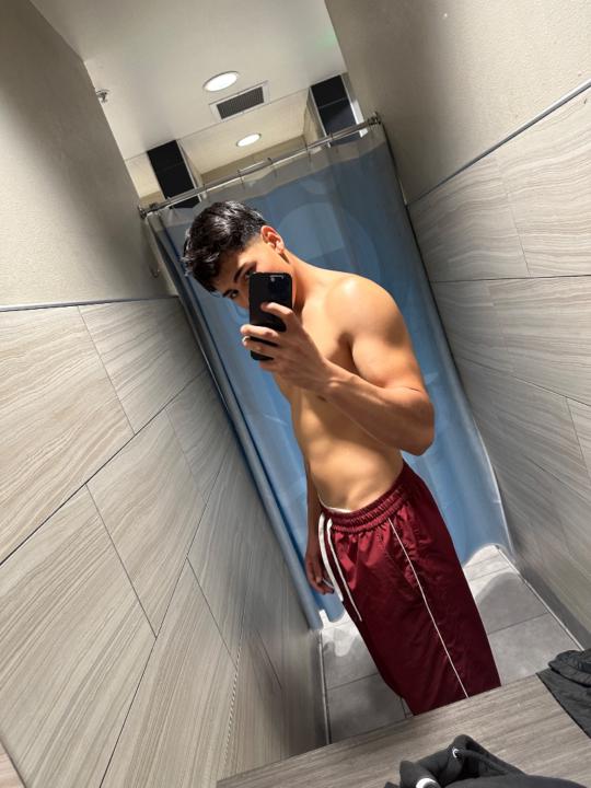 Max Serrano
