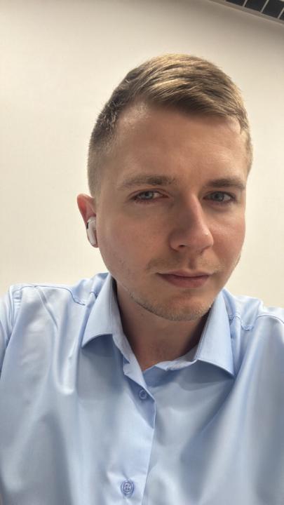 Дмитрий Савин
