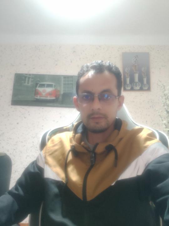 Khadhir Belhoula