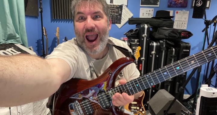 Guitar & Bass Lessons