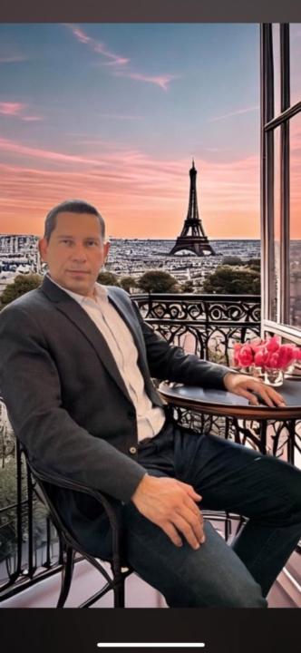 Carlos Diaz