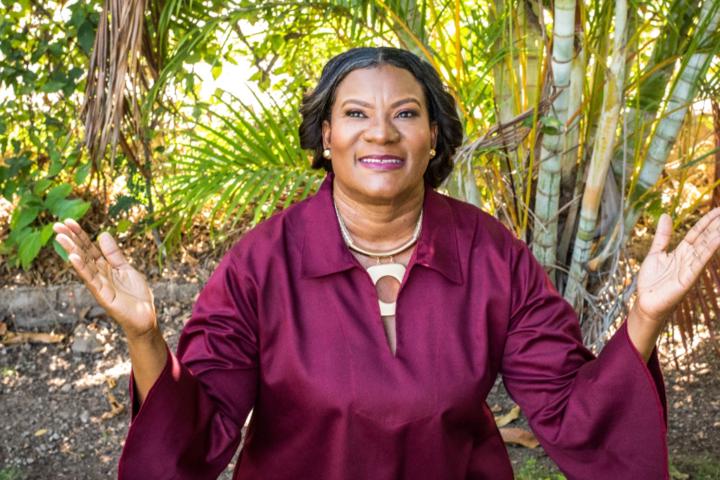 Louise Curtis-Forbes