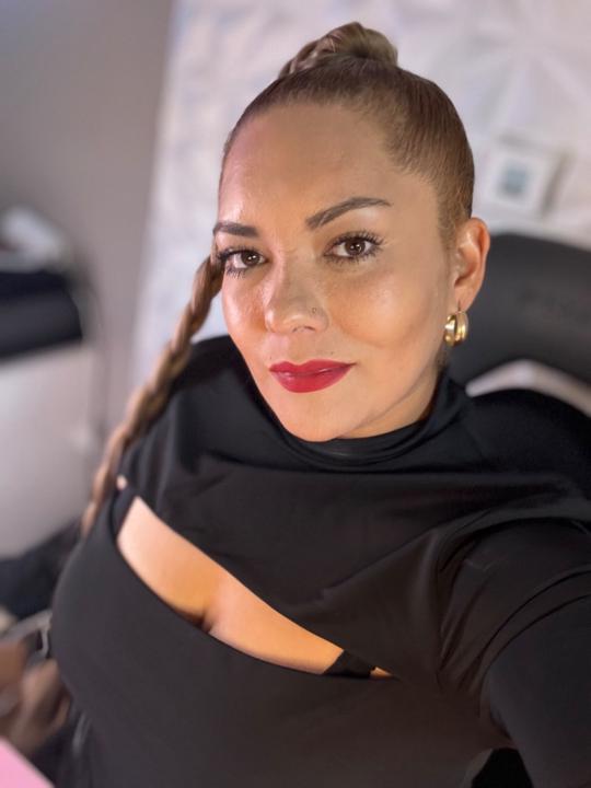 Geraldine Bello