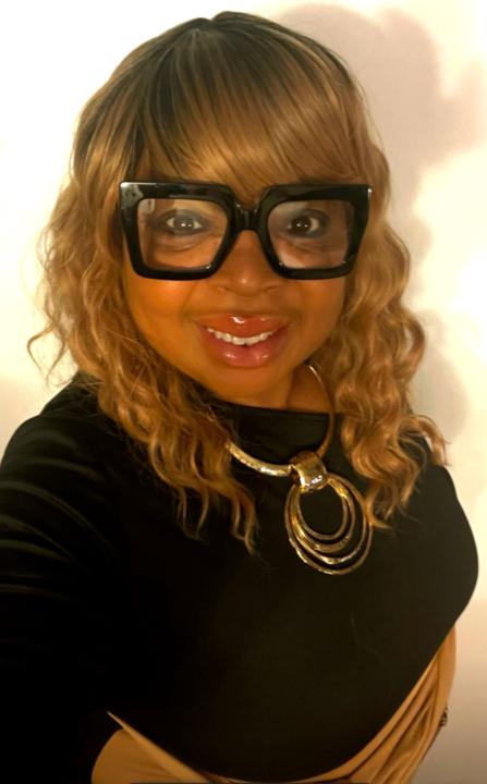 Dr Sharon Seay