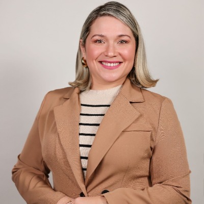 Ana Bello
