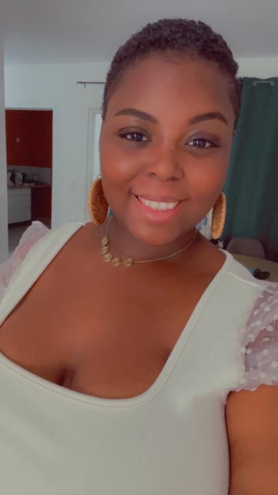 Saint clair Laure