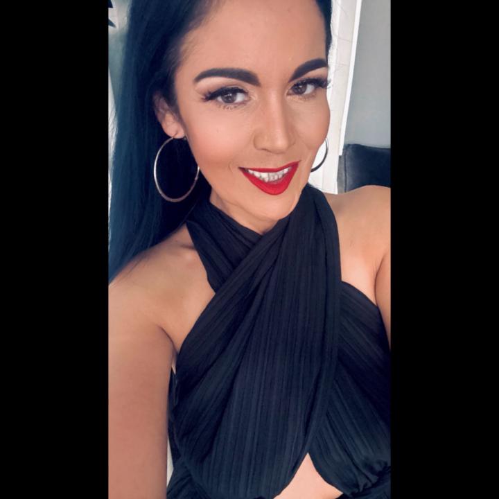 Bonni Campos