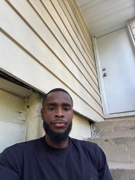 Anthonio Thomas