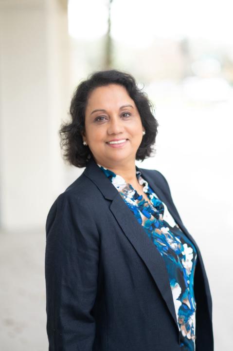 Suzanne Seenandan