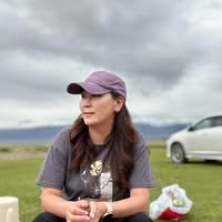 Мөнгөнцэцэг Баасандорж