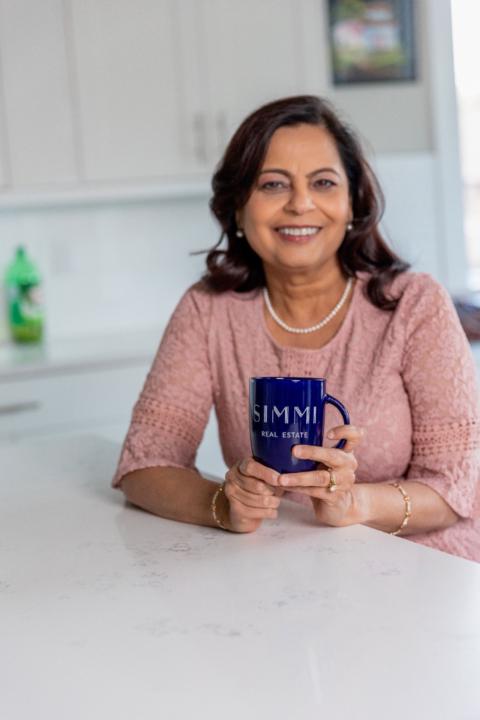 Simmi Kher
