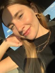 Patricia Van Hezewyk