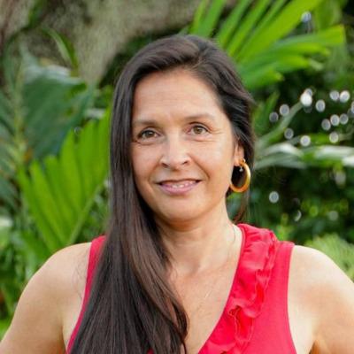 Consuelo Campos