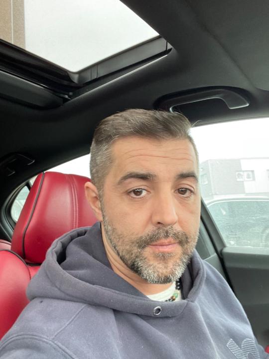 Francis Gomes
