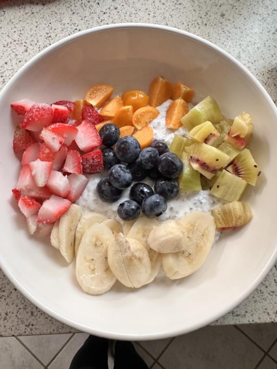 🥣 High-Protein Skyr Yogurt Bowl (Matthias Style)