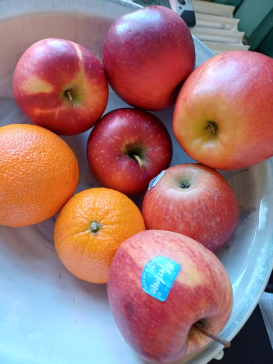 Apples