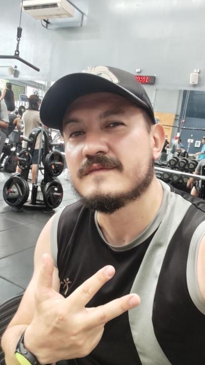 ⚔️ El enemigo silencioso de la vida civil no es la edad... es la silla.