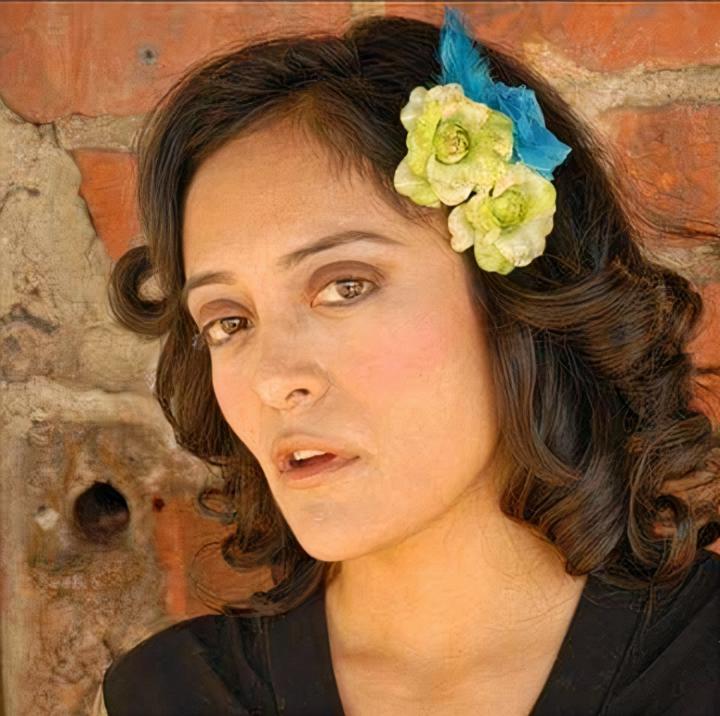 Cristina M Calderon