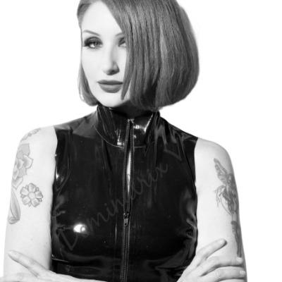 Domina V