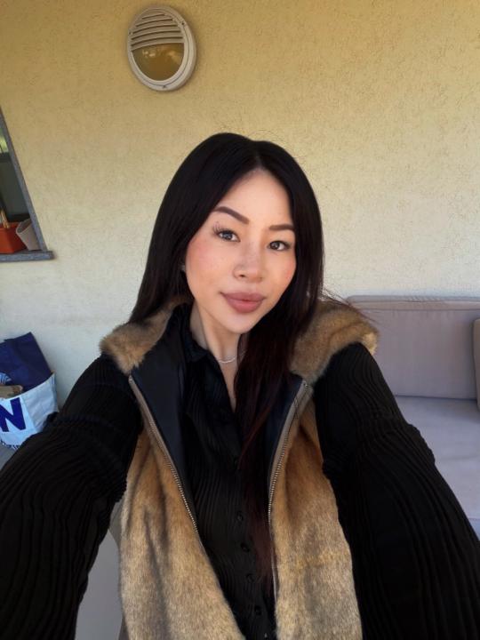 Maria Qiu Zhu