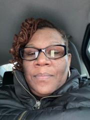Shavonne Knolton