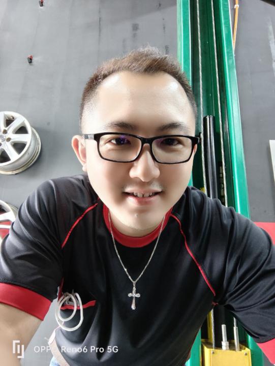 Daniel Lee Kwan Hong